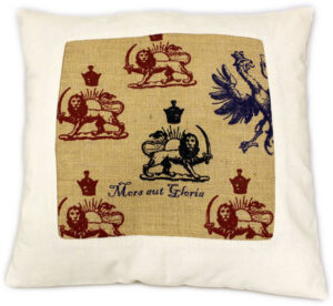 Cuscini Letterari - Copricuscino In Juta Lavata / Cotton Pillow Case  E Juta Lavata Mors Aut Gloria - Size 40x40cm (LATINORUM-JC-12)  FASHION ACCESSORIES_main