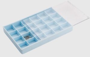 Scatola In Plastica 24 Scomparti Cm. 19 X 13 X 2 - Plastic Box With 24 Compartments. 19 X 13 X 2 Cm (RR025A)  Watch_main