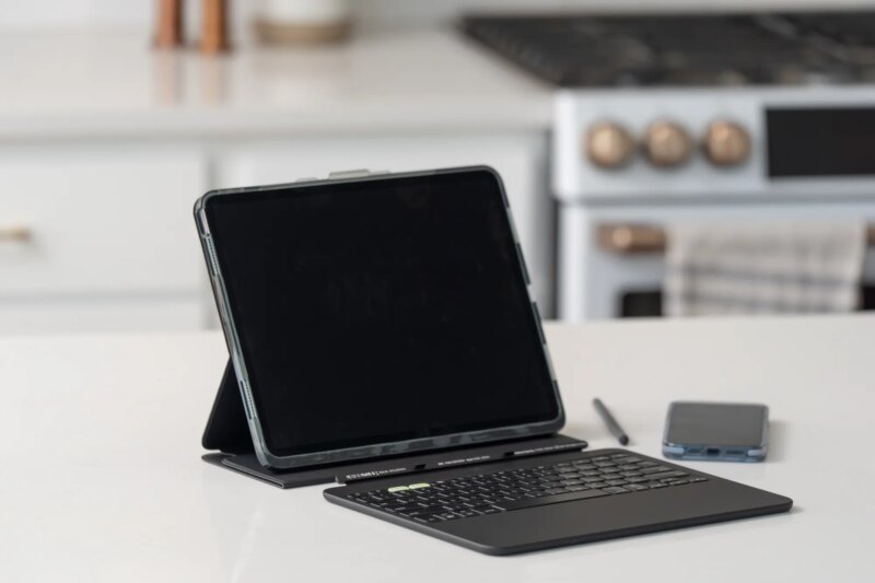 ZAGG-KB-Pro Keys 2-Apple-iPad Air 13 (M2)-Black-UK (103414651)_9