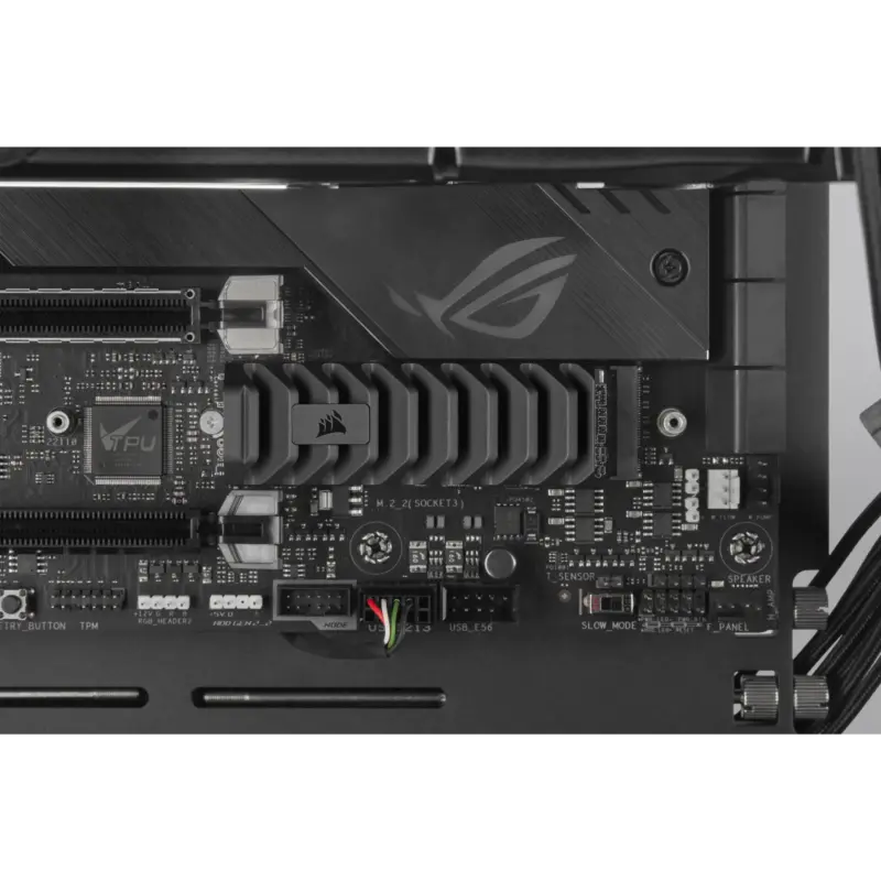 Corsair MP600 PRO XT 1TB M.2 NVMe PCIe Gen. 4 x4 SSD; Read Up To 7100MB/s; Write up to 5800MB/s (CSSD-F1000GBMP600PXT)_11