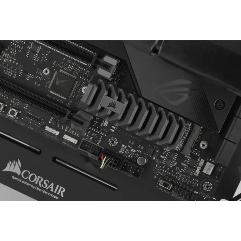 Corsair MP600 PRO XT 1TB M.2 NVMe PCIe Gen. 4 x4 SSD; Read Up To 7100MB/s; Write up to 5800MB/s (CSSD-F1000GBMP600PXT)_12