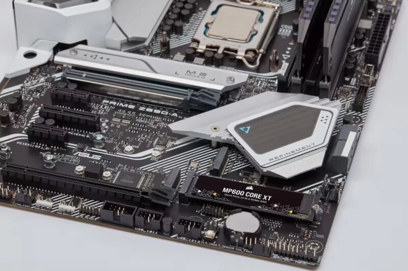 Corsair MP600 CORE XT 4TB NVMe PCIe M.2 SSD; Read Up To 5000MB/s; Write up to 4400MB/s (CSSD-F4000GBMP600CXT) - Image 29