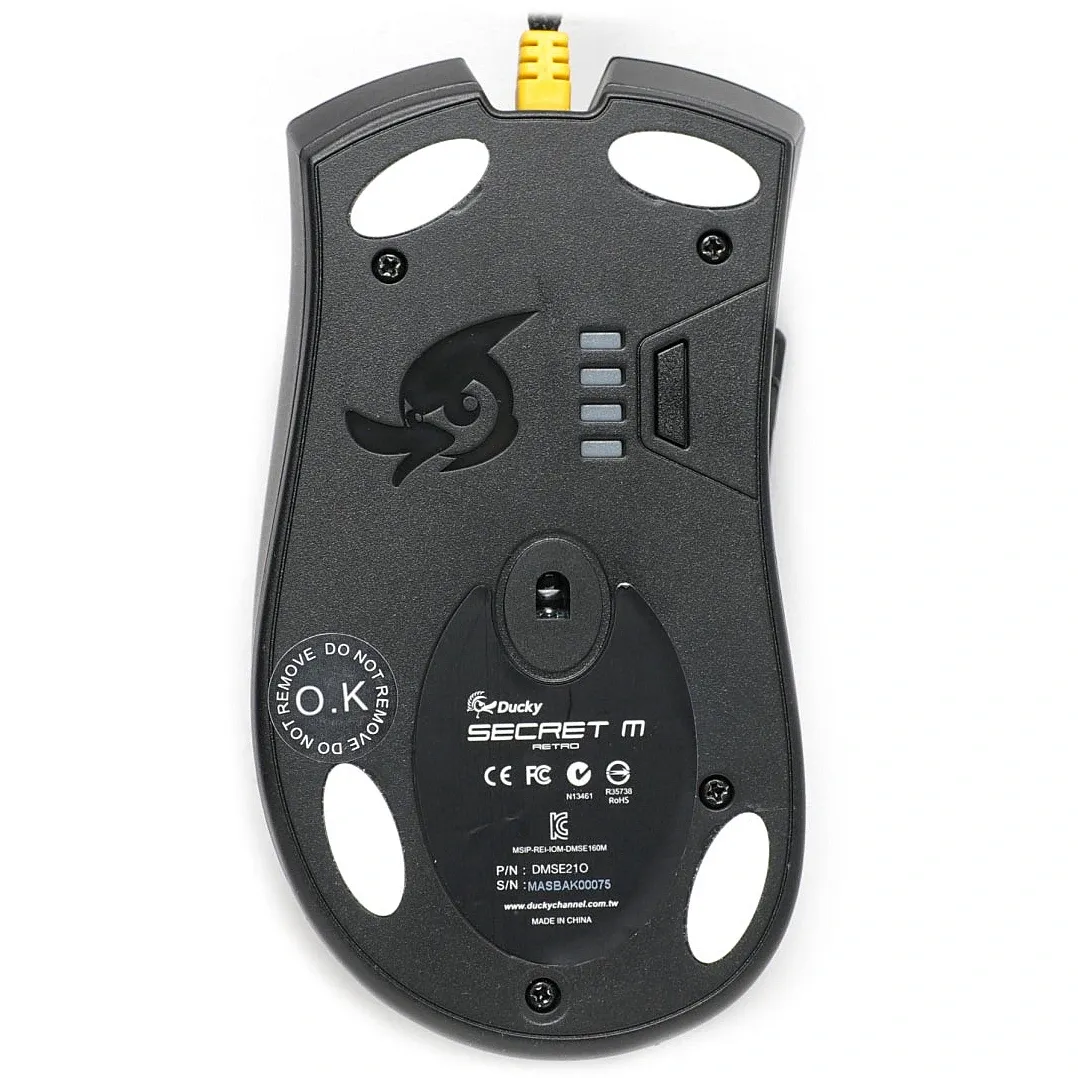 Ducky Mouse Secret M Retro PBT body mouse - PixArt sensor; Omron switches; 16000 DPI. (DMSE21O-OPAPA5V)