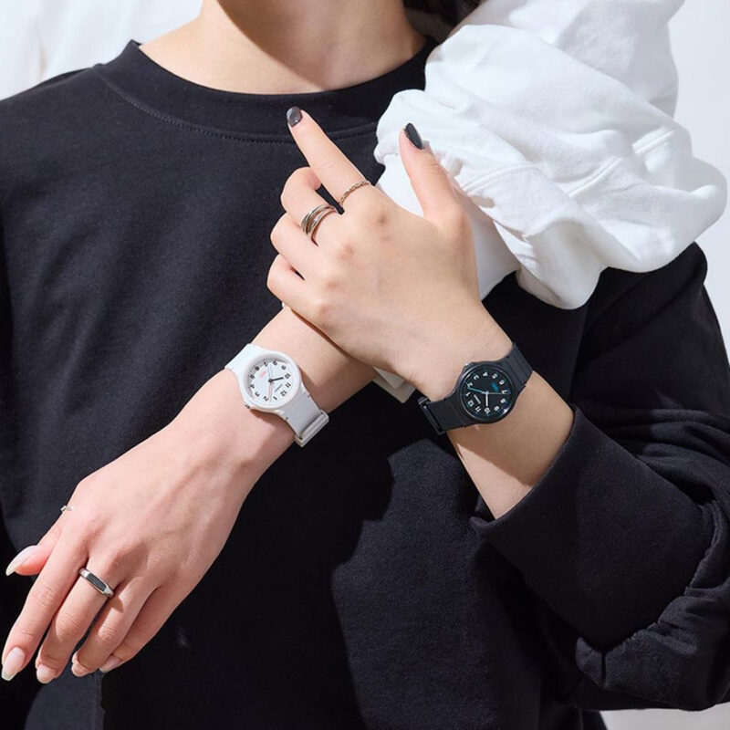 CASIO COLLECTION SERIE POP - WHITE (MQ-24B-7BEF) - Image 4