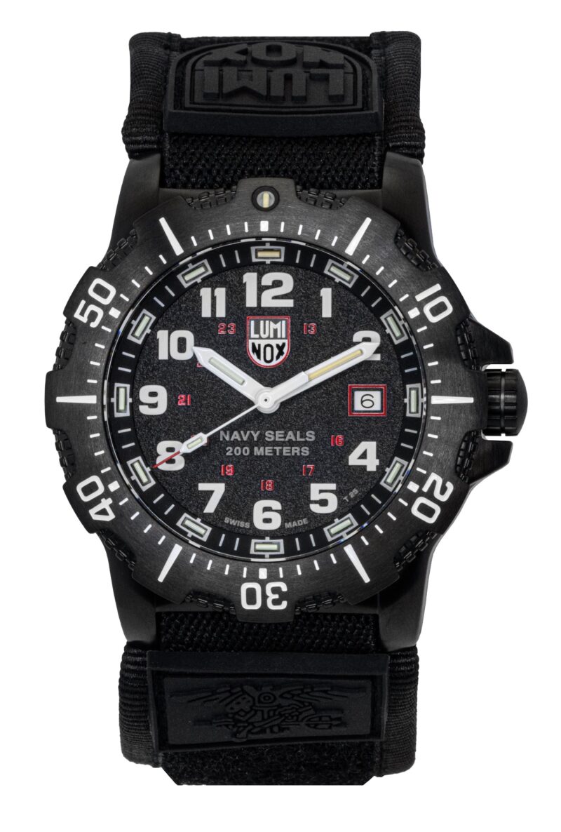 Luminox Navy Seal Military Rubber Strap Black Dial Quartz Diver's XS.4231.SET 200M Men's Watch With Gift Set