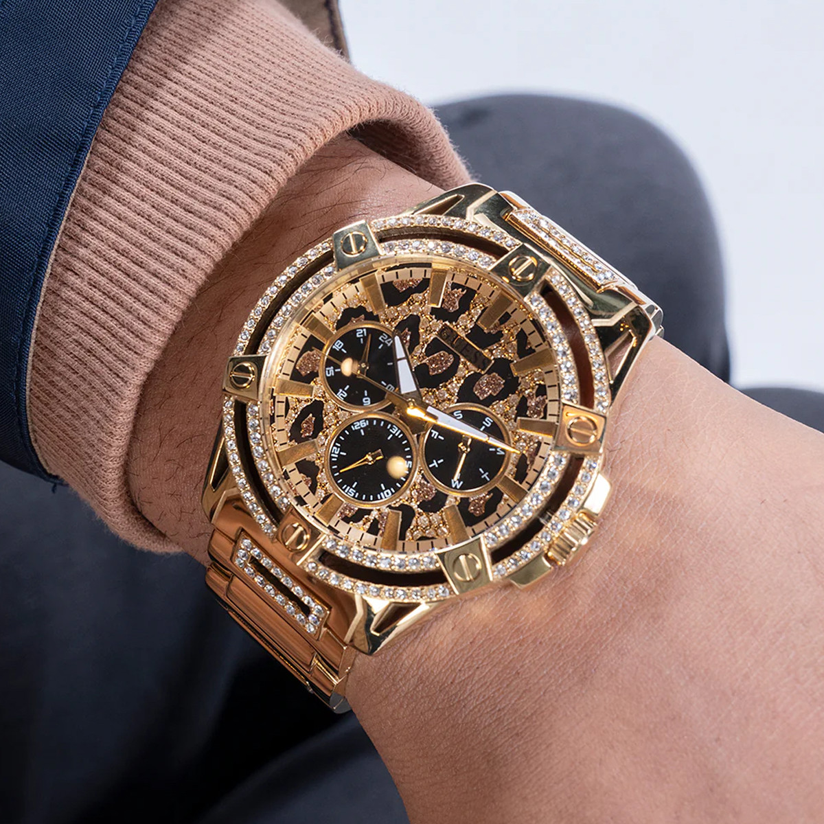 Guess King GW0497G4 Men's Watch - Image 5