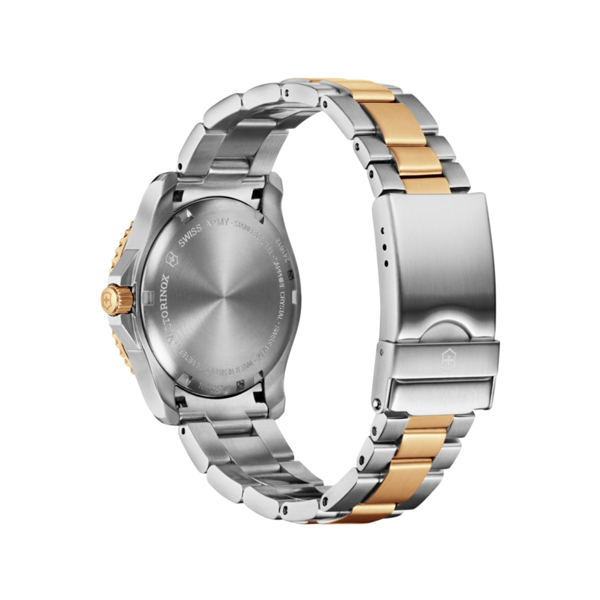 Victorinox Men's Watch V241612) 3 Victorinox Men's Watch V241612) - Image 3