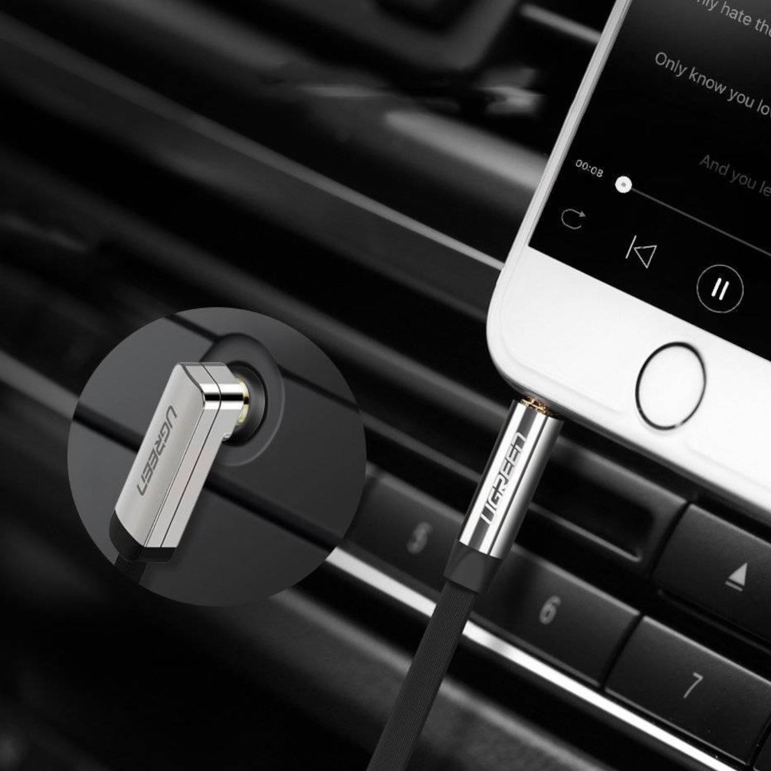 UGreen AV119 Right-angled 3.5mm Flat Aux Cable 1.5m - Black/Silver - Image 4