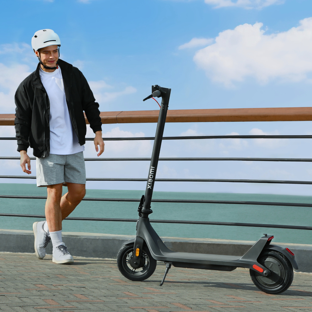 Xiaomi Electric Scooter 4 Lite 2nd Gen 6 Xiaomi Electric Scooter 4 Lite 2nd Gen - Image 6