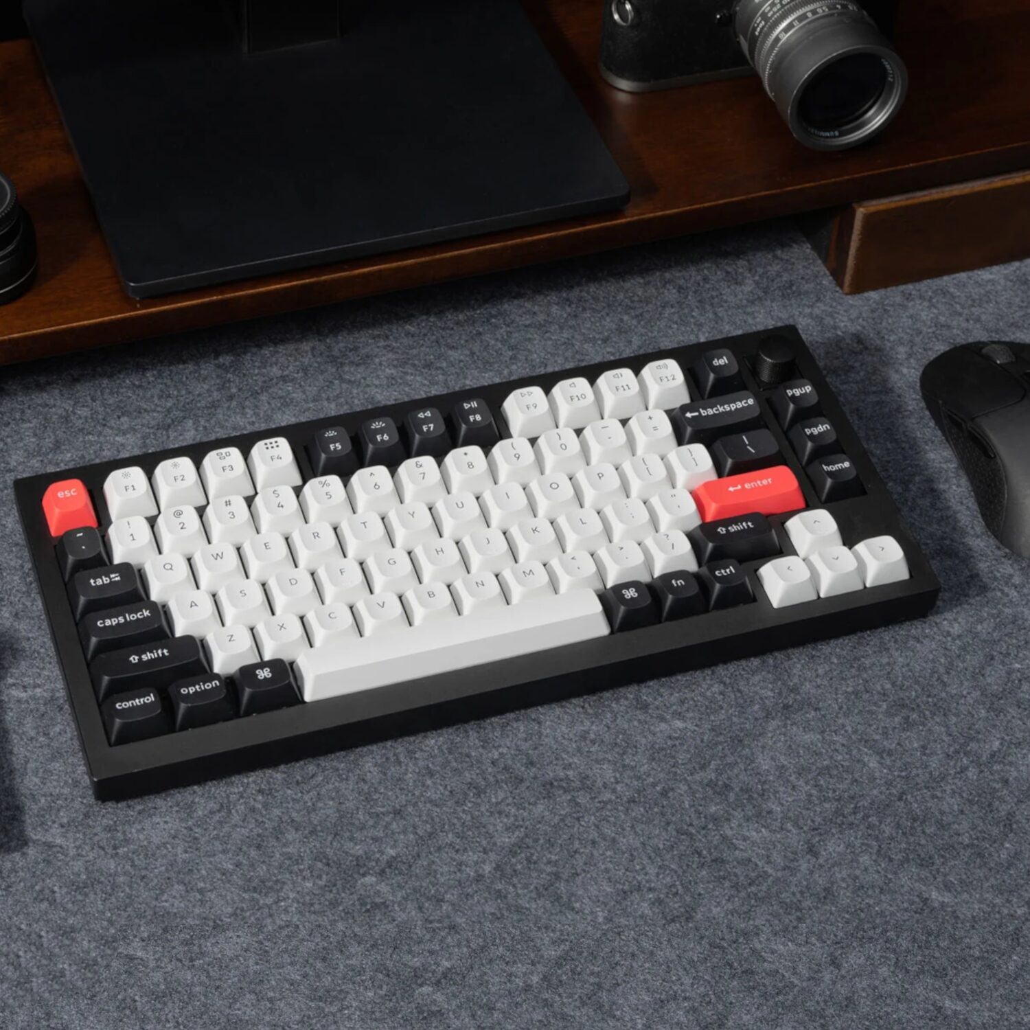 Keychron Q1H-M1 QMK Wireless Custom Keyboard - Black 4 Keychron Q1H-M1 QMK Wireless Custom Keyboard - Black - Image 4