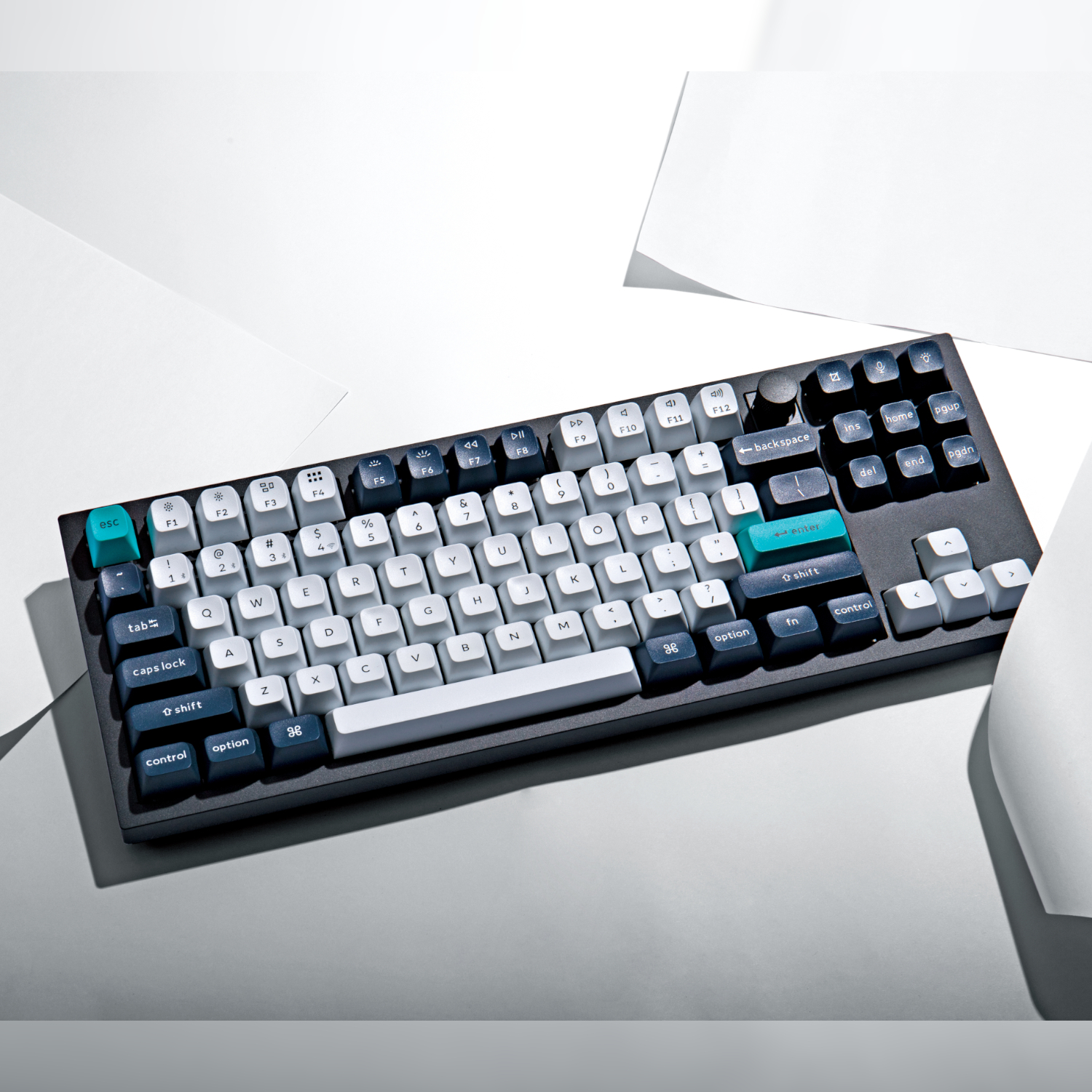 Keychron Q3 Max QMK/VIA 80% Wireless Custom Mechanical Keyboard (Banana Switch) - Carbon Black - Image 3