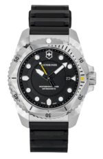 Victorinox Dive Pro Rubber Strap Matt Black Dial Quartz Diver's 241990 300M Men's Watch
