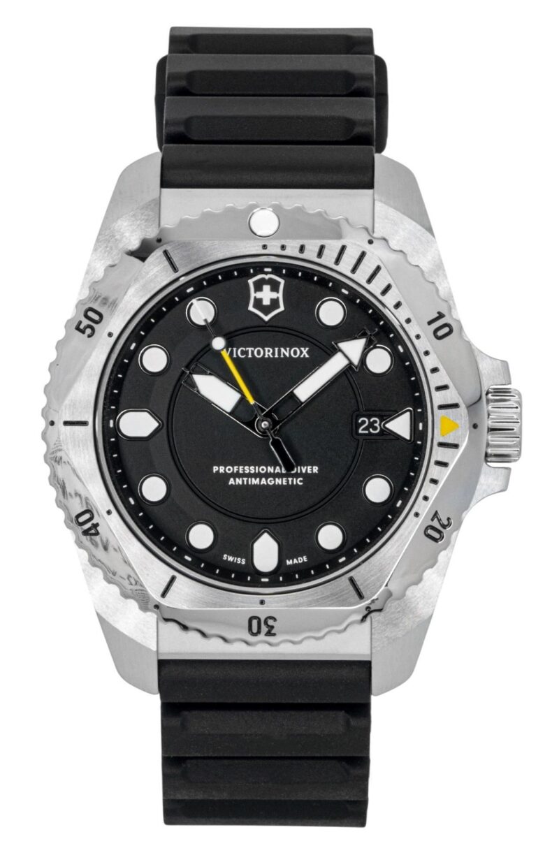 Victorinox Dive Pro Rubber Strap Matt Black Dial Quartz Diver's 241990 300M Men's Watch