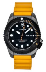 Victorinox Dive Pro Rubber Strap Matt Black Dial Automatic Diver's 241996 300M Men's Watch