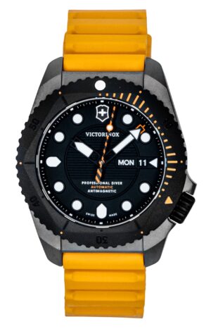 Victorinox Dive Pro Rubber Strap Matt Black Dial Automatic Diver's 241996 300M Men's Watch