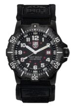 Luminox Navy Seal Military Rubber Strap Black Dial Quartz Diver's XS.4231.SET 200M Men's Watch With Gift Set