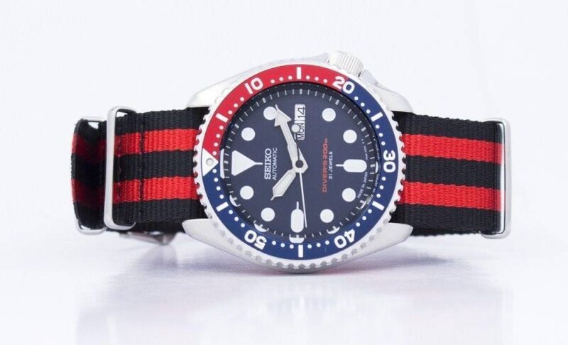 Seiko Automatic Diver's 200M NATO Strap SKX009J1-var-NATO3 Men's Watch