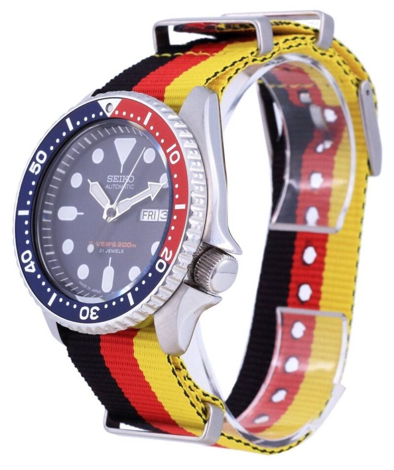 Seiko Automatic Diver's Polyester Japan Made SKX009J1-var-NATO26 200M Men's Watch
