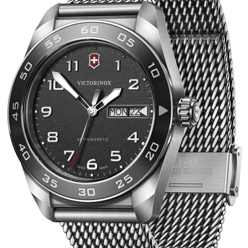 Victorinox Women's 30mm Watch (242043) Victorinox Women's 30mm Watch (242043)