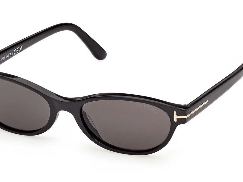 Tom Ford Women's CHLOE-02 FT1310 Black/Smoke Sunglasses