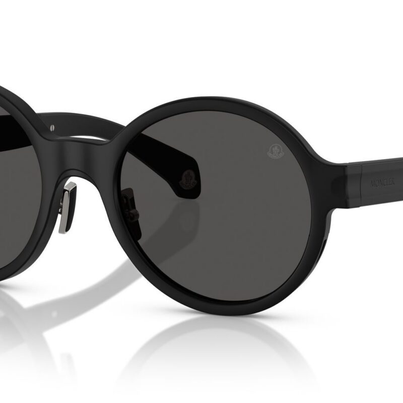 Moncler Men's ME4001 Matte Black/Light Grey Shaded Black Sunglasses Moncler Men's ME4001 Matte Black/Light Grey Shaded Black Sunglasses
