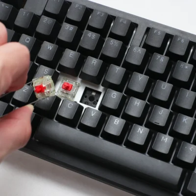 Ducky Keyboard Zero 6108 100% Mechanical Wireless Keyboard, RGB, USB 2.0 / 2.4GHz / BT